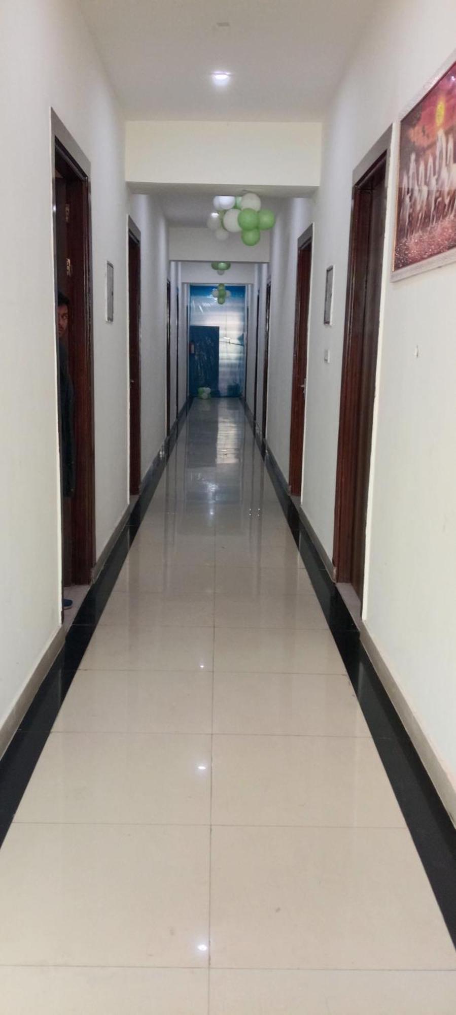 Hotel Blue Heaven Oyotownhouse Газиабад Екстериор снимка